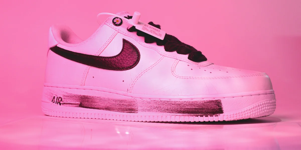 Sneakers For Women Featured Image